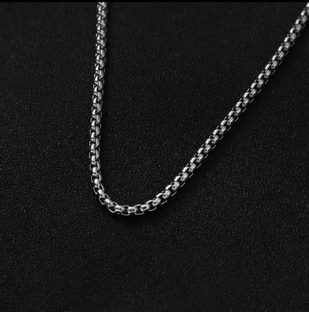 Christian Cross Pendent Necklace/Chain